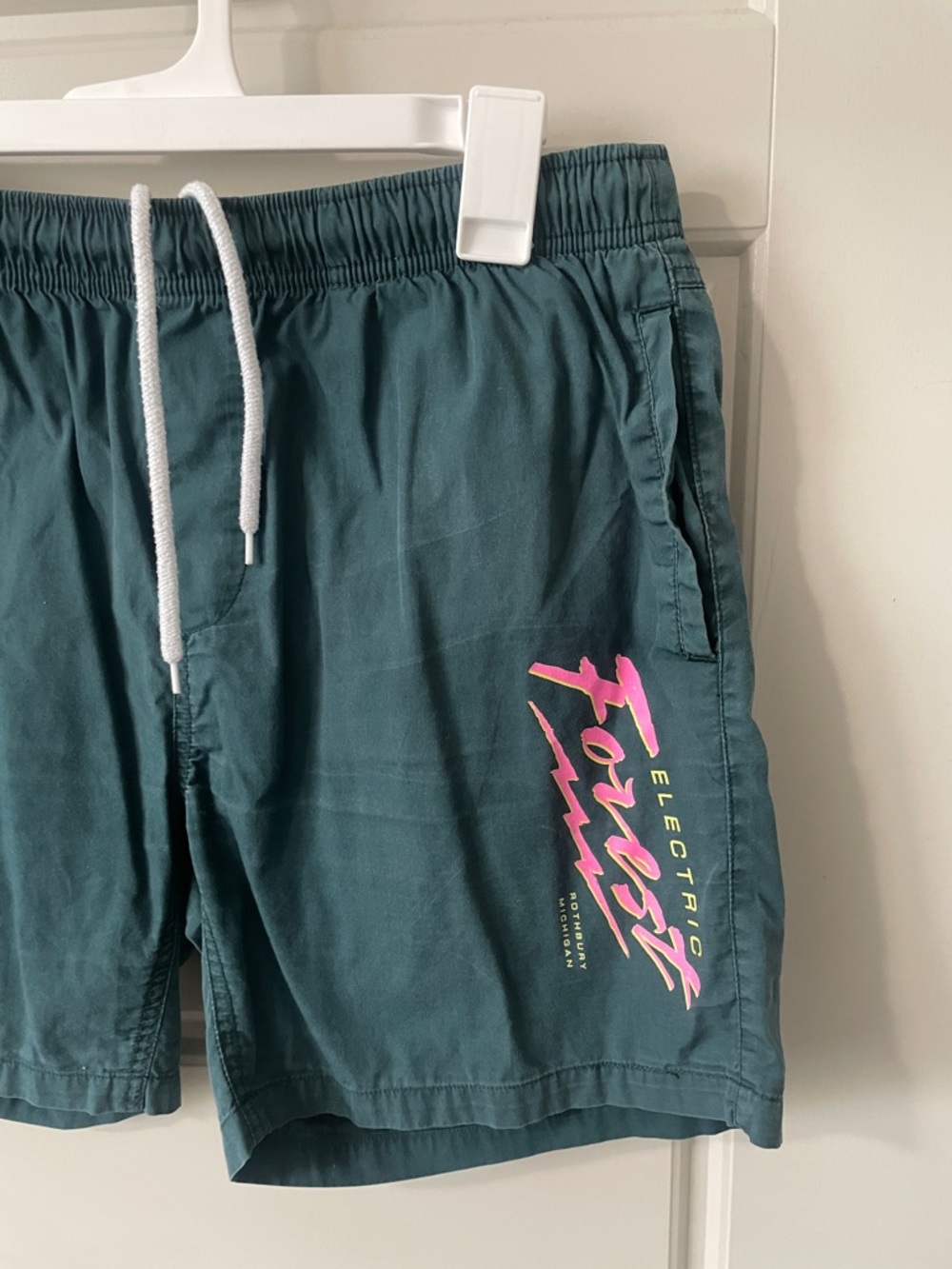 Electric Forest Official Merch Men’s Dark Green Board Shorts Medium Pockets - Picture 3 of 4
